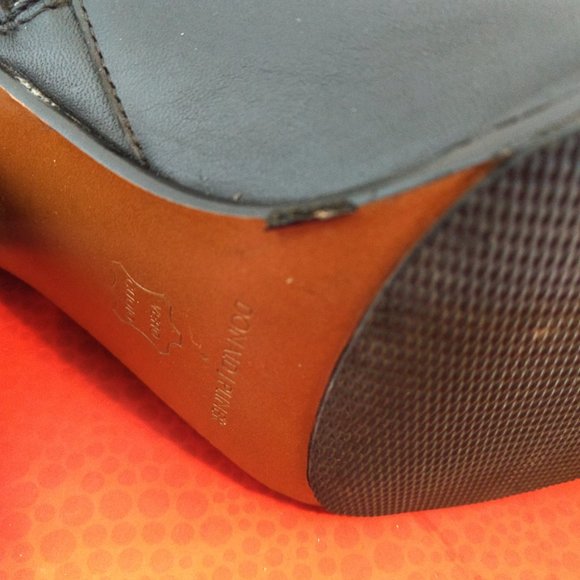 Donald J. Pliner "Vaughn W-5" Black Water Snake Leather Boot Size 8 - Picture 15 of 16